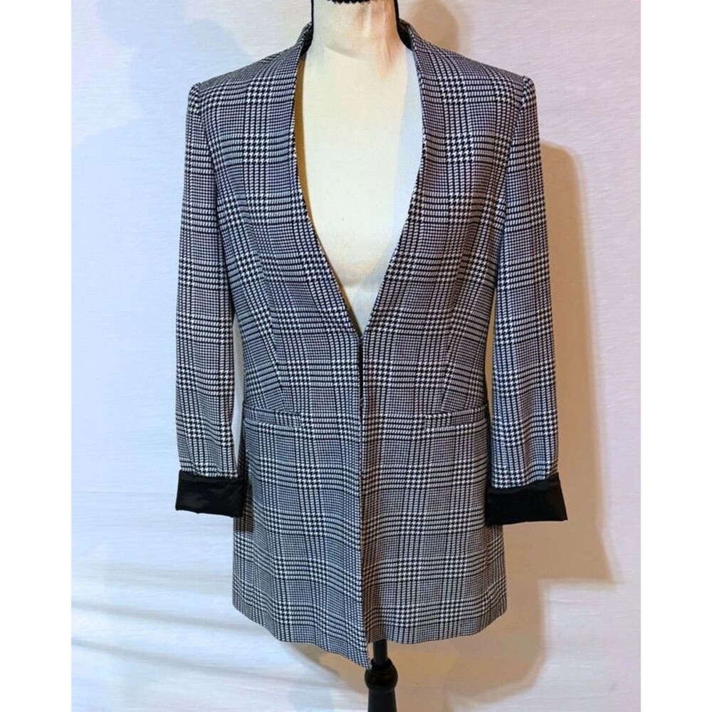 Tahari Grey Houndstooth Blazer Size 4 Black Contrast Cuff Lined Work Jacket